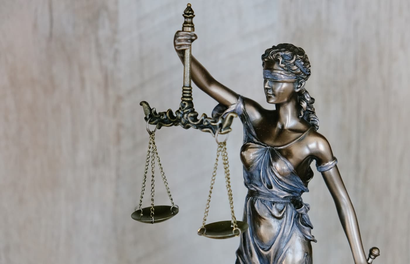 Formal legal authentication symbolising licensed notary options in Bahrain